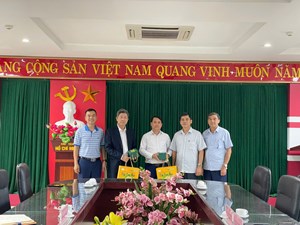Thai Nguyen University of Agriculture and Forestry Welcomes the Delegation from the Embassy of the Lao People’s Democratic Republic in Vietnam