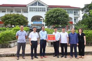 Secretary of the Provincial Party Committee Inspects and Directs Post-Disaster Recovery at Thai Nguyen University of Agriculture and Forestry